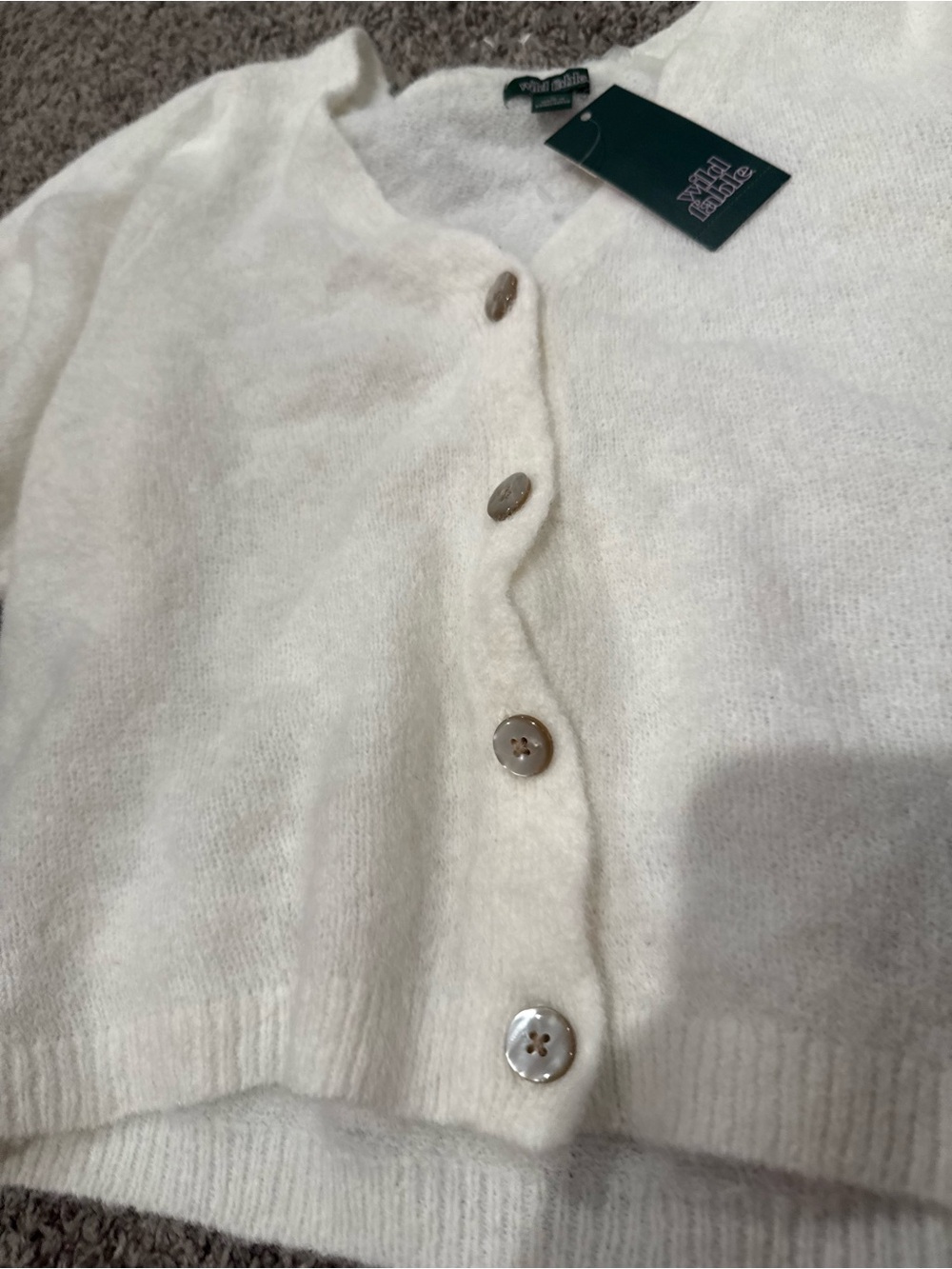 🥬wild fable Cream Fuzzy Knit Cardigan shirt with puff sleeves - Picture 3 of 5